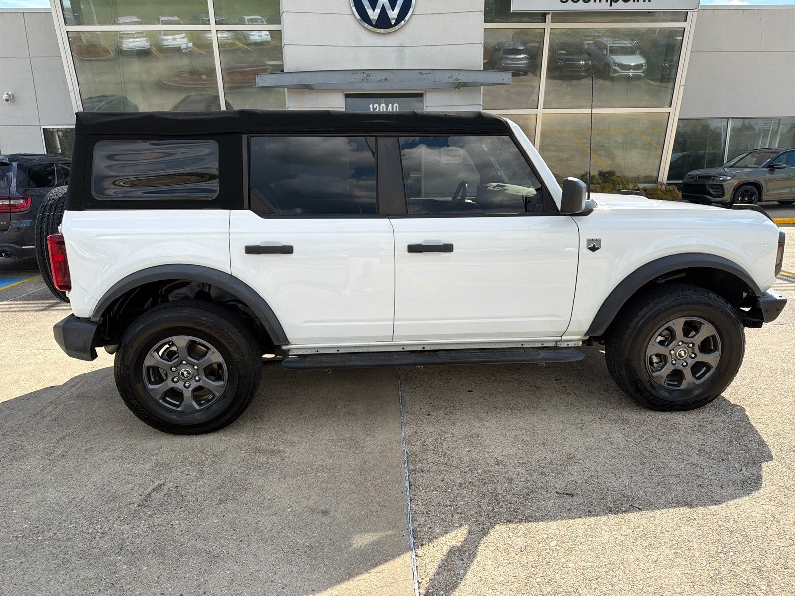ford bronco 4-door 2022 1FMDE5BH4NLB00252 image ford bronco 4-door 2022 1FMDE5BH4NLB00252 image